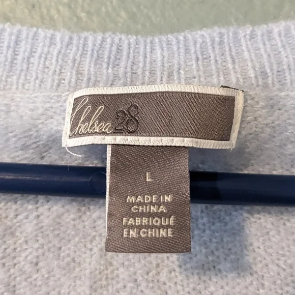 Chelsea 28 Baby Blue Wool Blend Cropped V Neck Sweater Size L - Picture 6 of 8